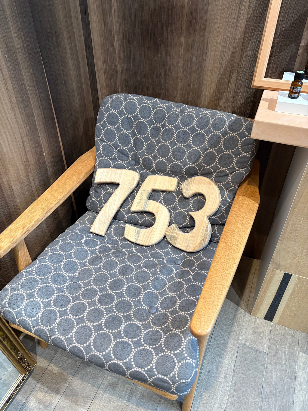 Studio Prop / 753 mat